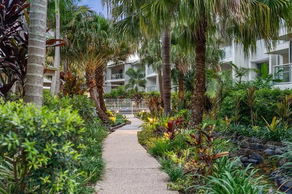 Apartment Villa Two Coolum, Opposite Beach, 4 Pools Coolum Beach