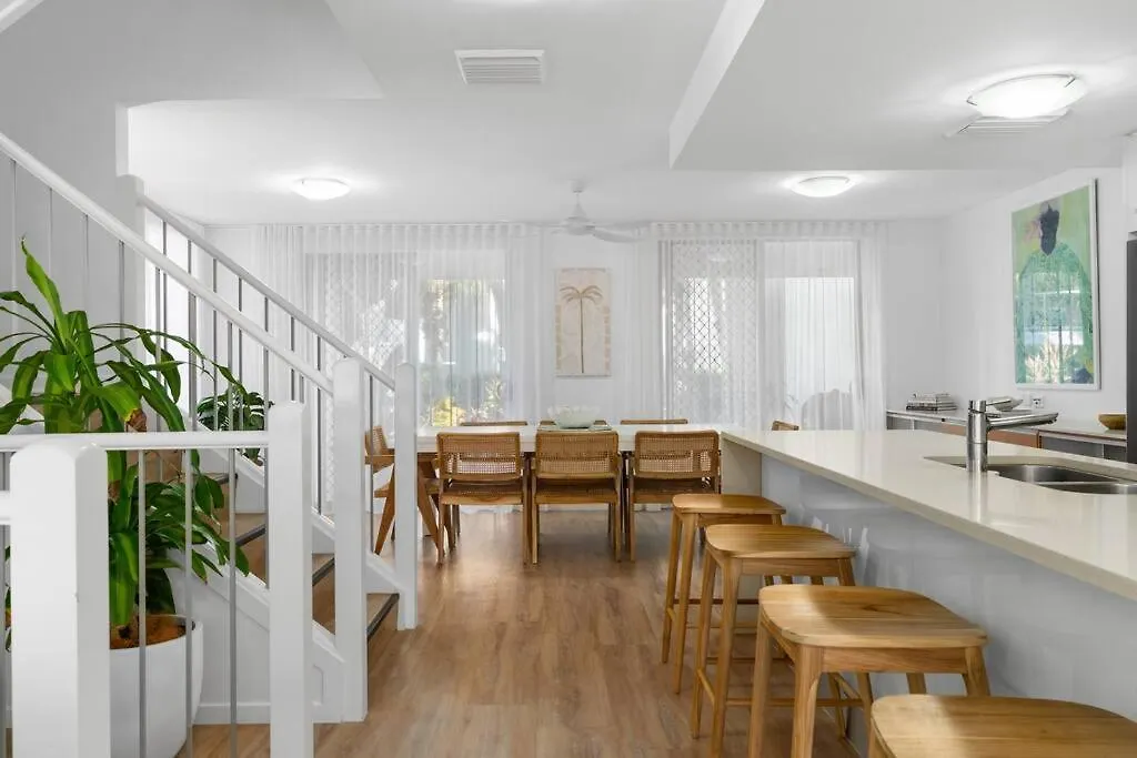 Villa Two Coolum, Opposite Beach, 4 Pools Coolum Beach Australia