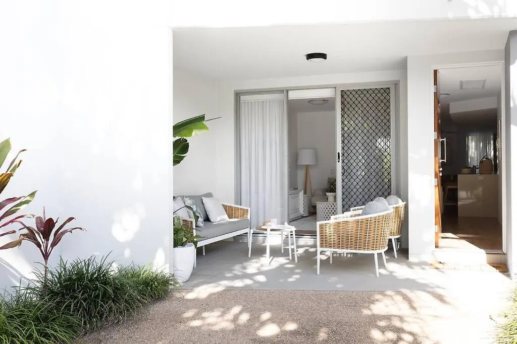 Apartment Villa Two Coolum, Opposite Beach, 4 Pools Coolum Beach Australia